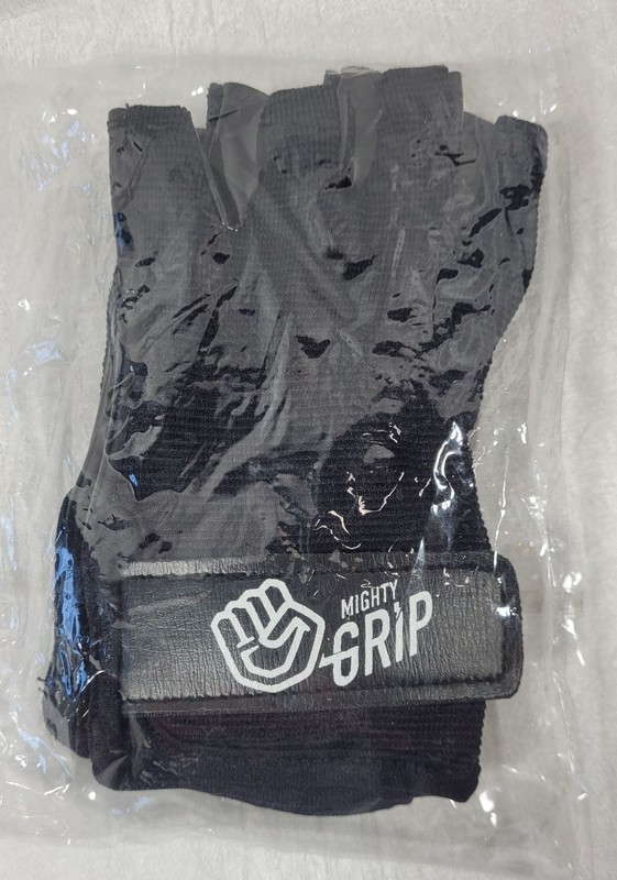 Mighty Grip Pole Dancing Gloves w/ Tack Strips – Black – Size Small